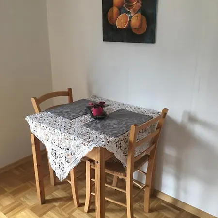 Ferienwohnung By Cristina Leer