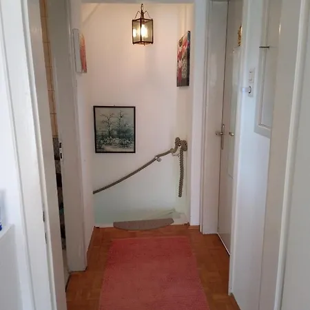 Ferienwohnung By Cristina Bed & Breakfast Leer